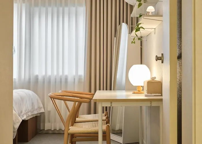 New 2r1b Lean&co House Mangwon Station Hongdae Hapjeong Seoel