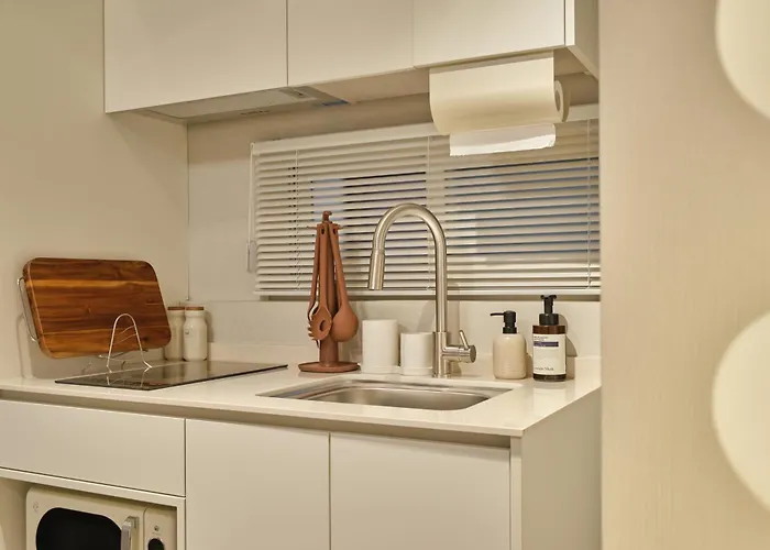 New 2r1b Lean&co House Mangwon Station Hongdae Hapjeong Seoel